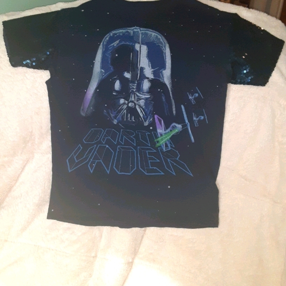 Woman's Star Wars Darth Vader T-Shirt